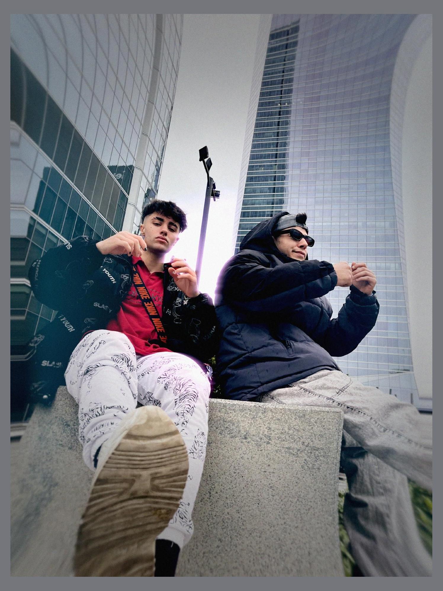 Clonet x Shout